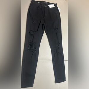 Arizona Jean Company Black Distressed Skinny Jeans